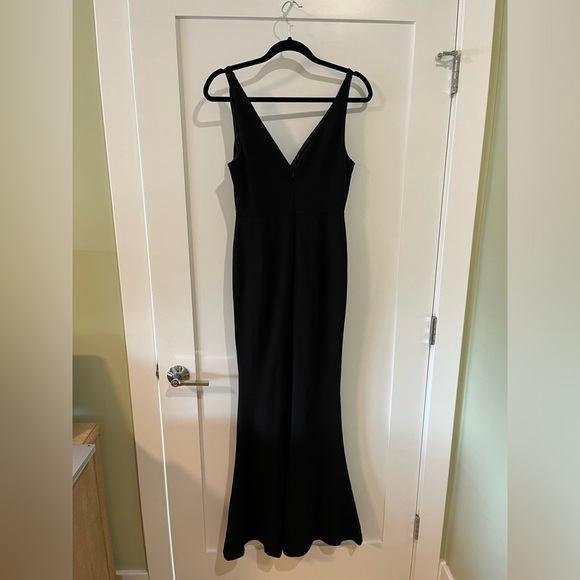 Lulu’s Dress - Picture 2 of 2